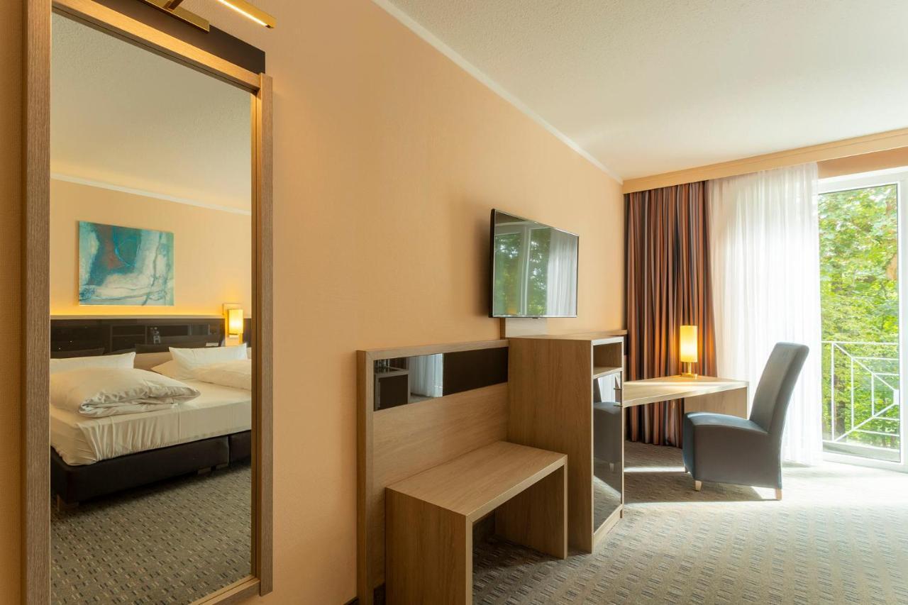 הילדסהיים Parkhotel Berghoelzchen מראה חיצוני תמונה