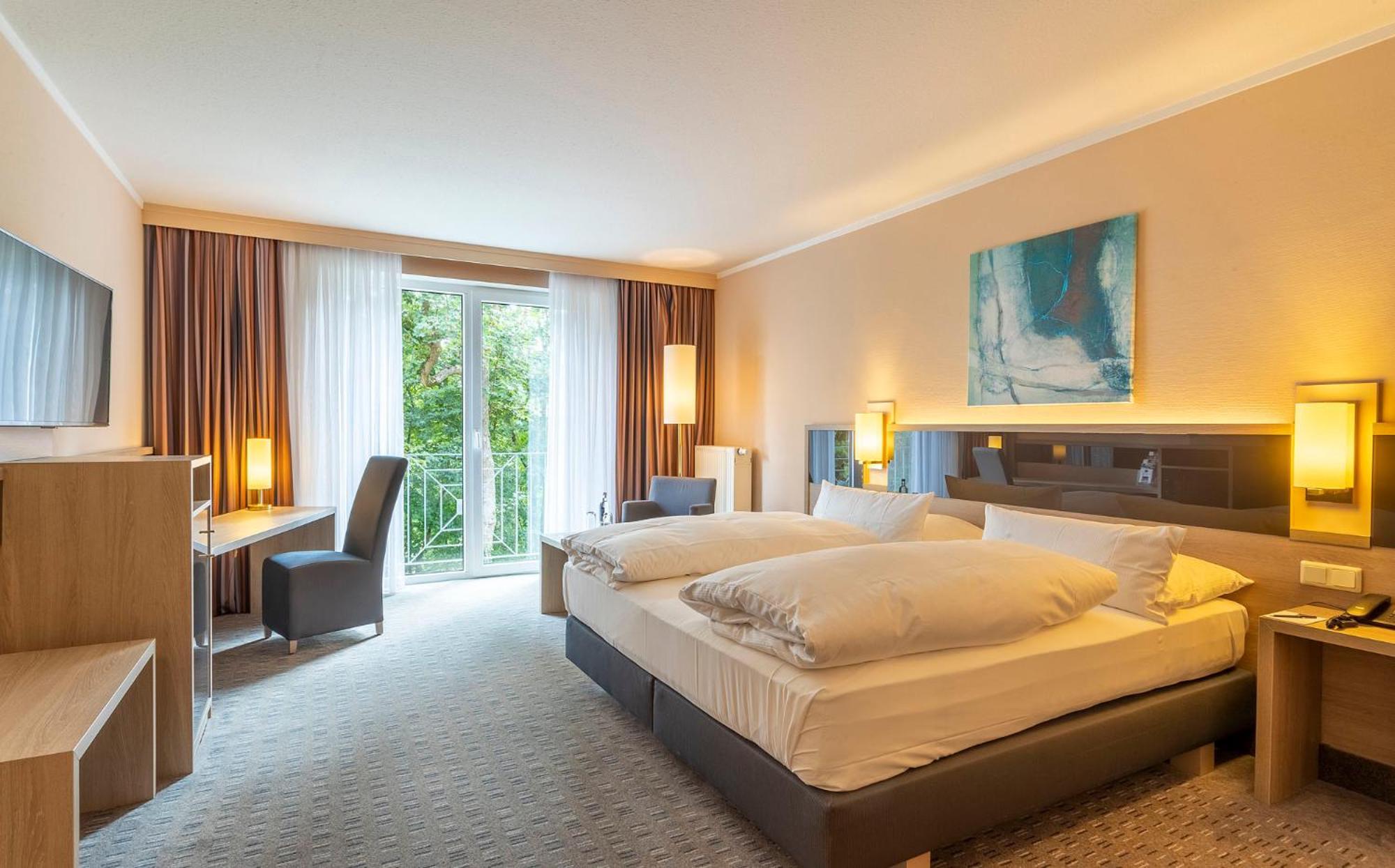 הילדסהיים Parkhotel Berghoelzchen מראה חיצוני תמונה